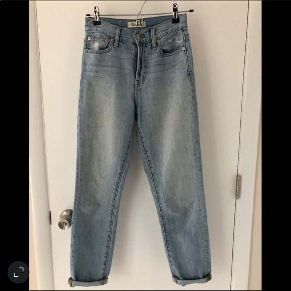 Perfect Summer Jean - Picture 2 of 5